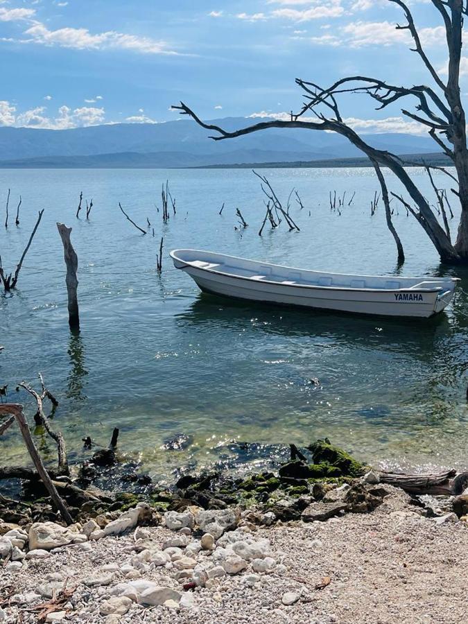 Cerro Al Medio Lago Enriquillo Resort מראה חיצוני תמונה